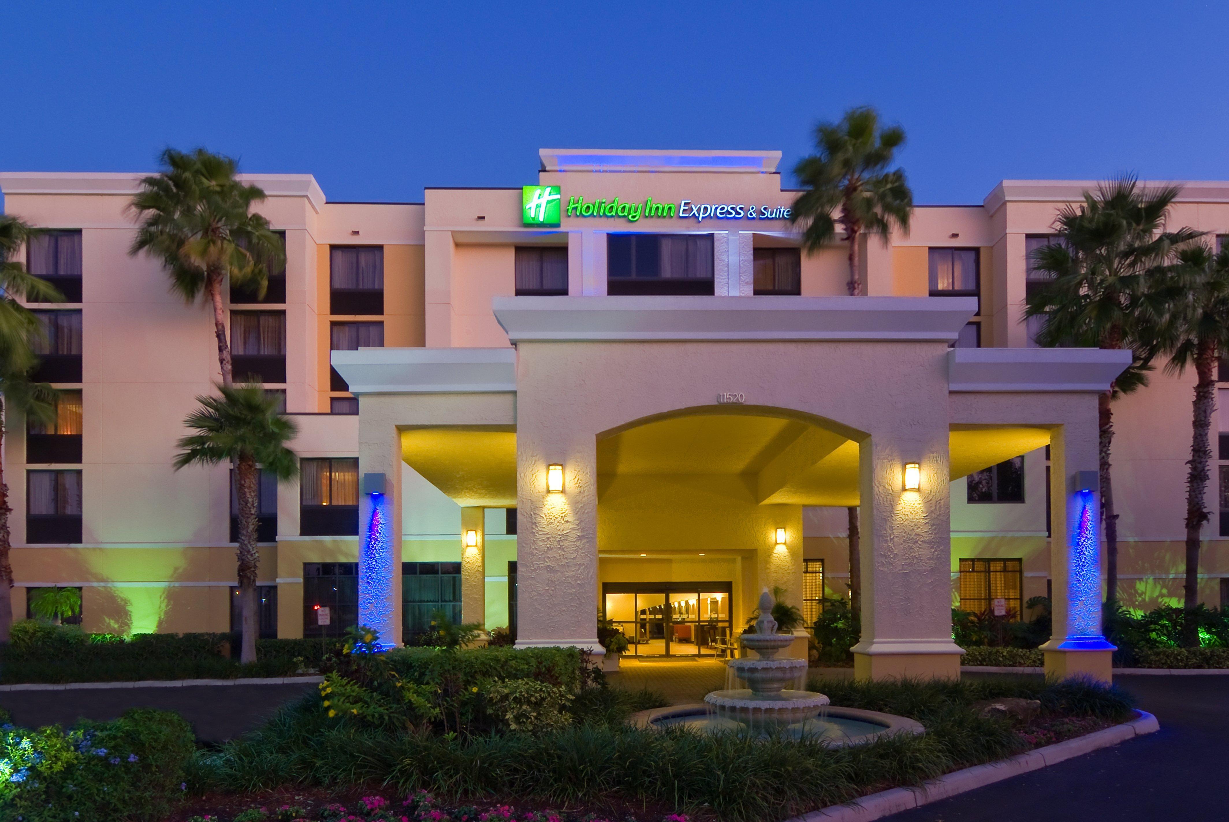 Holiday Inn Express Hotel & Suites Kendall East-Miami By Ihg Екстериор снимка